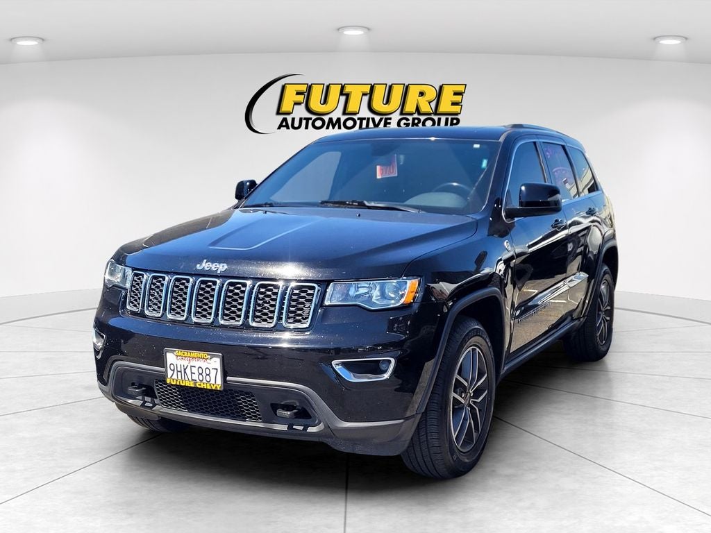 2020 Jeep Grand Cherokee Laredo