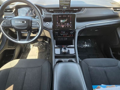 2023 Jeep Grand Cherokee Laredo