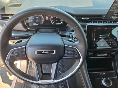 2023 Jeep Grand Cherokee Laredo