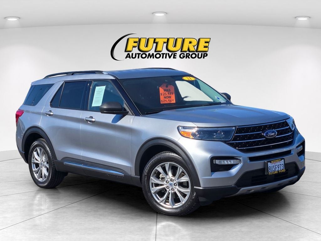2021 Ford Explorer XLT 4WD w/20's
