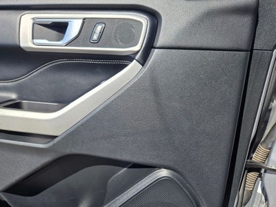 2021 Ford Explorer XLT 4WD w/20's