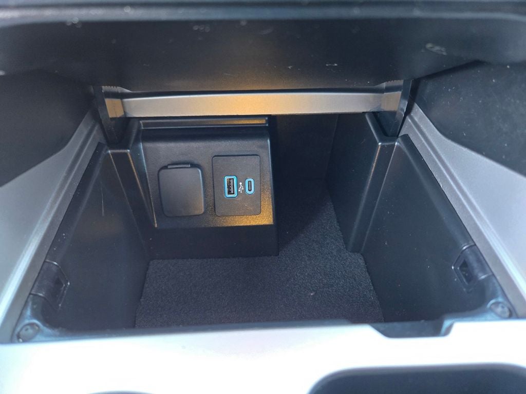 2021 Ford Explorer XLT 4WD w/20's