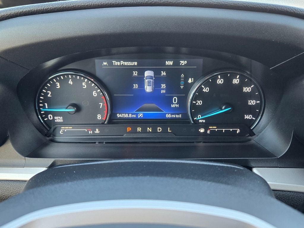 2021 Ford Explorer XLT 4WD w/20's