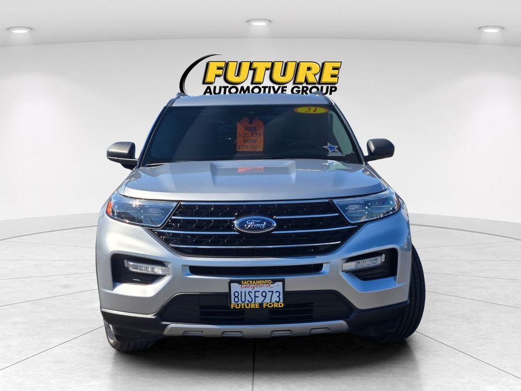 2021 Ford Explorer XLT 4WD w/20's