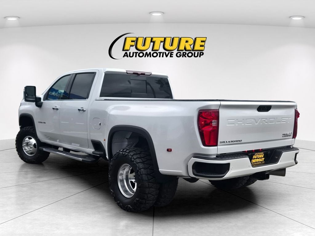 2022 Chevrolet Silverado 3500HD High Country