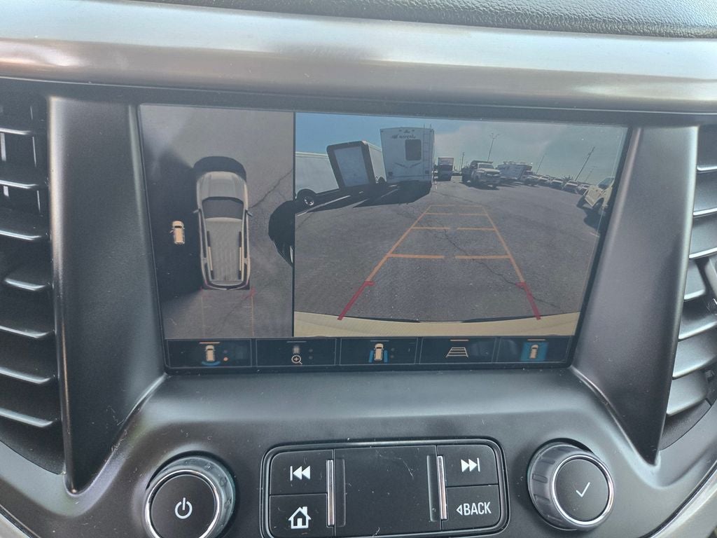 2023 GMC Acadia AT4