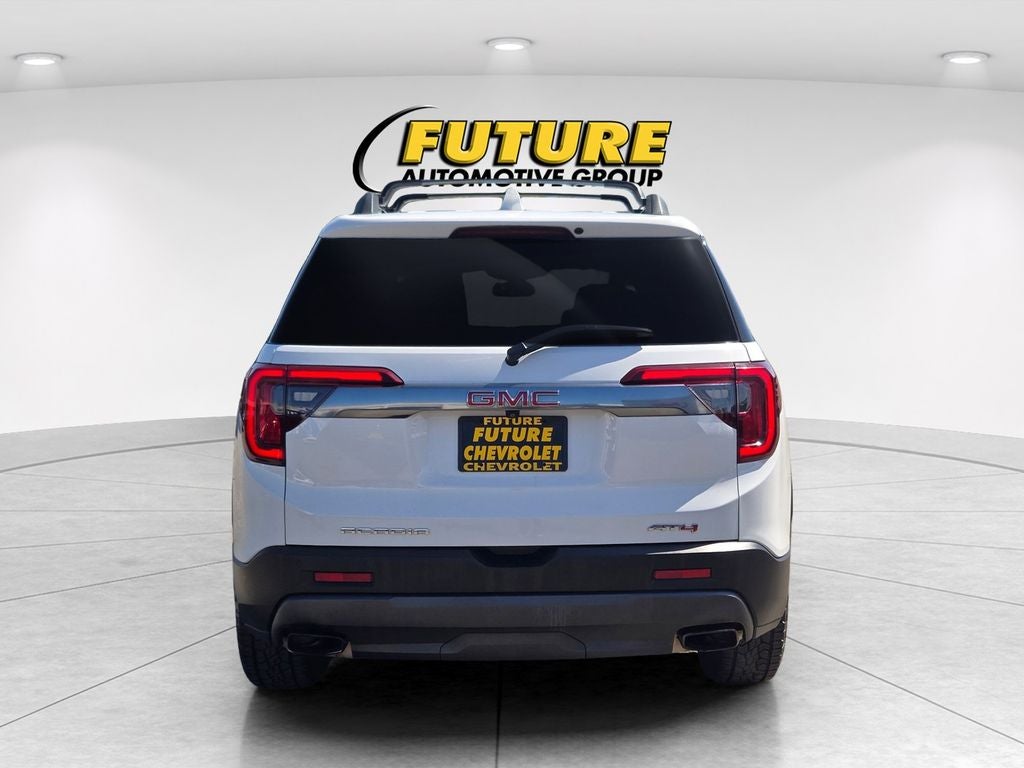 2023 GMC Acadia AT4