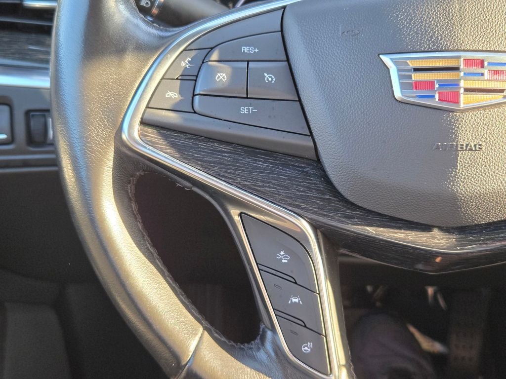 2023 Cadillac XT5 Premium Luxury