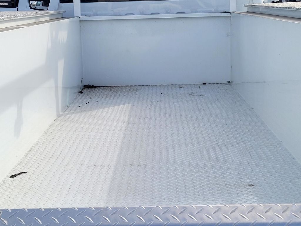 2023 Chevrolet Silverado 5500HD Work Truck