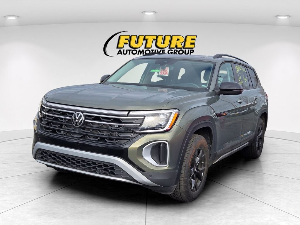 2024 Volkswagen Atlas 2.0T Peak Edition SE w/Technology