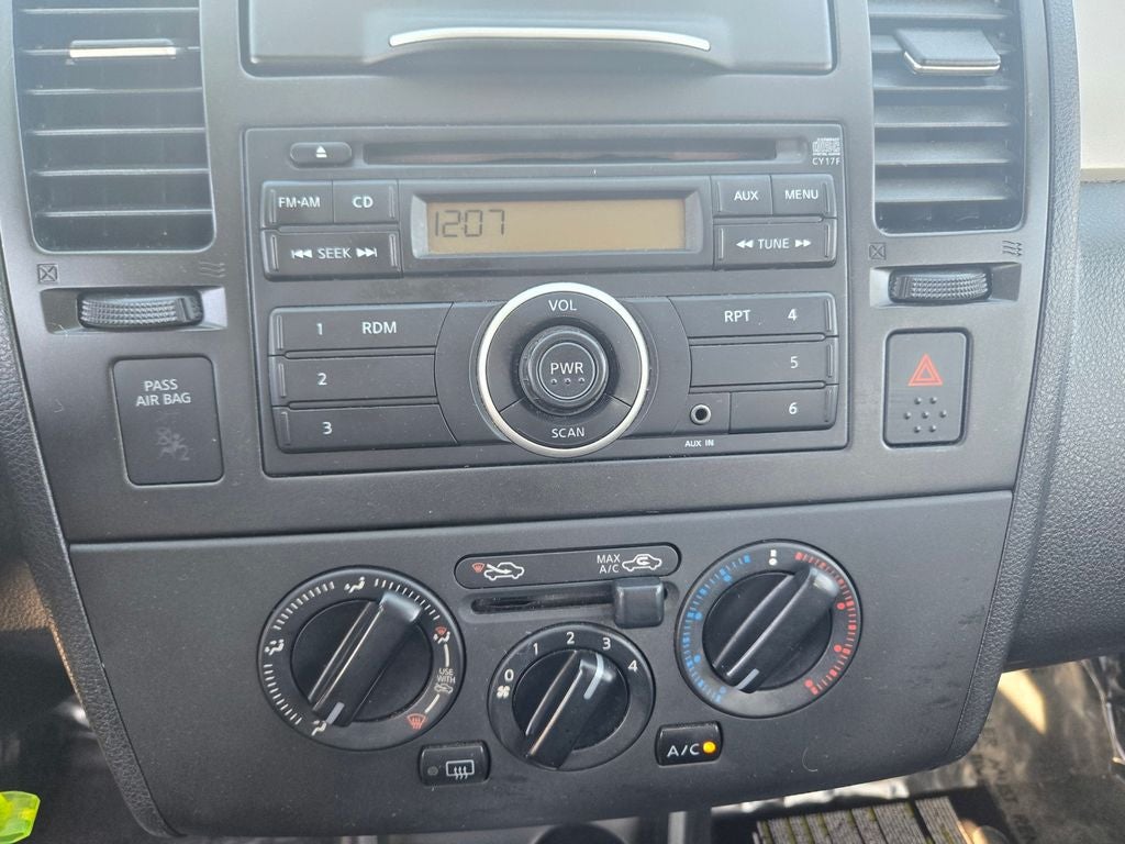 2012 Nissan Versa 1.8 S