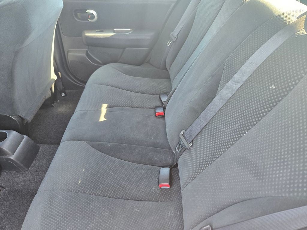 2012 Nissan Versa 1.8 S
