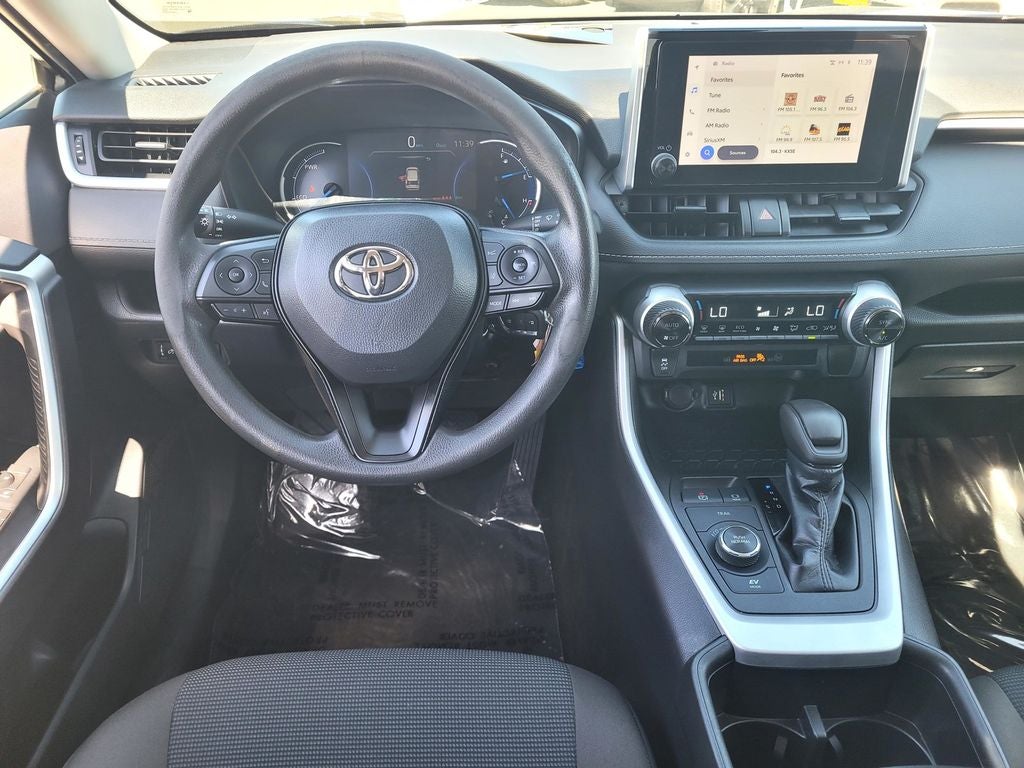 2023 Toyota RAV4 Hybrid LE
