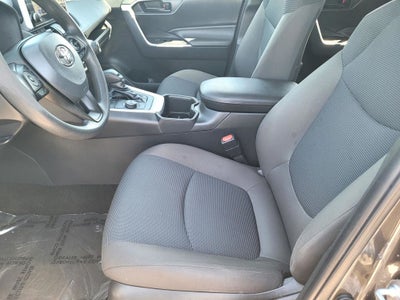 2023 Toyota RAV4 Hybrid LE