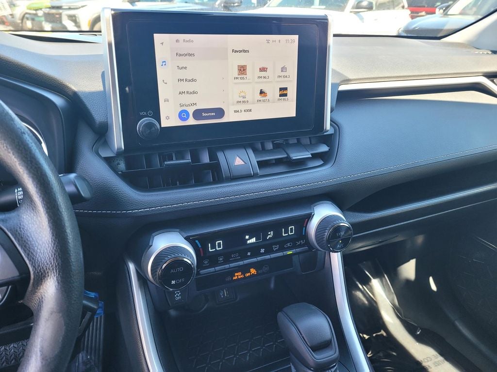 2023 Toyota RAV4 Hybrid LE