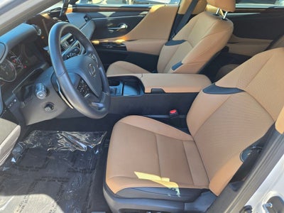 2025 Lexus ES 350