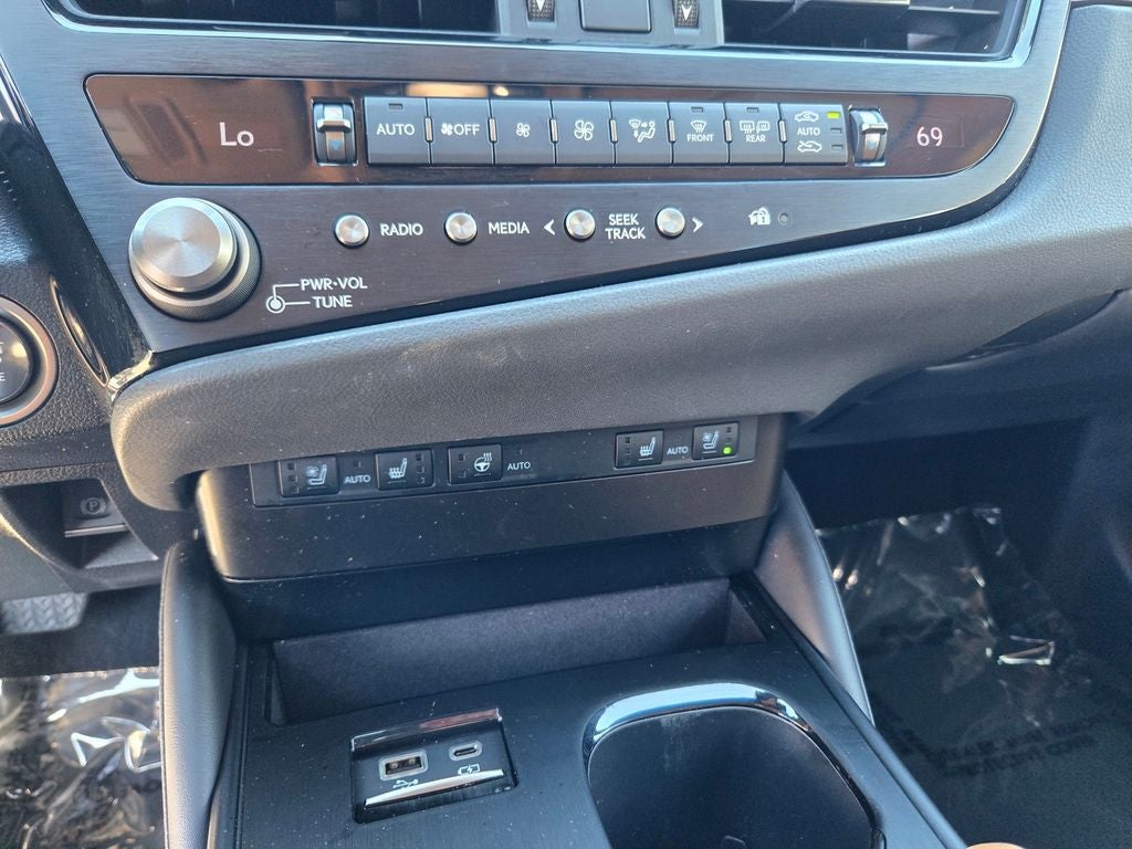 2025 Lexus ES 350