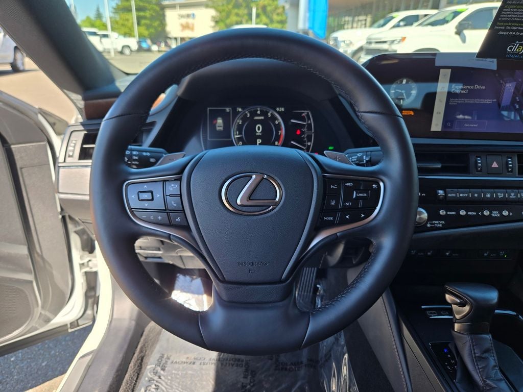 2025 Lexus ES 350