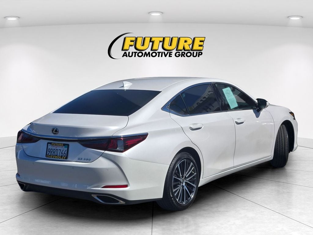 2025 Lexus ES 350