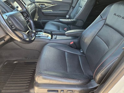 2022 Honda Pilot Black Edition