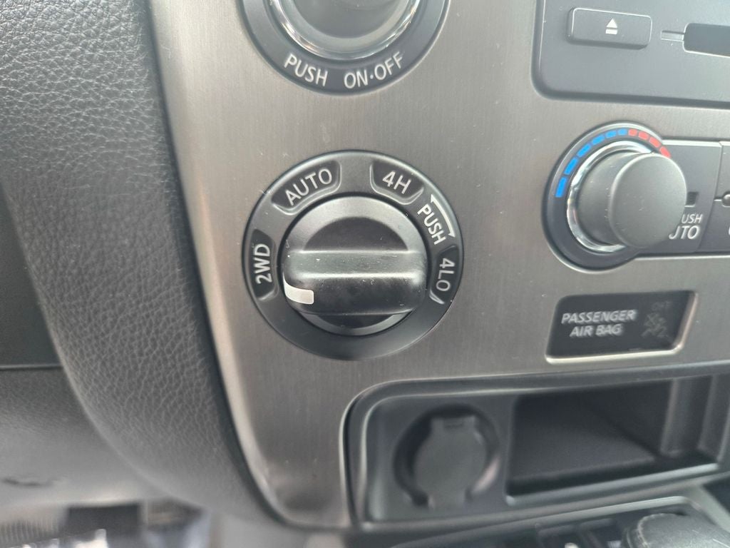2015 Nissan Armada SV