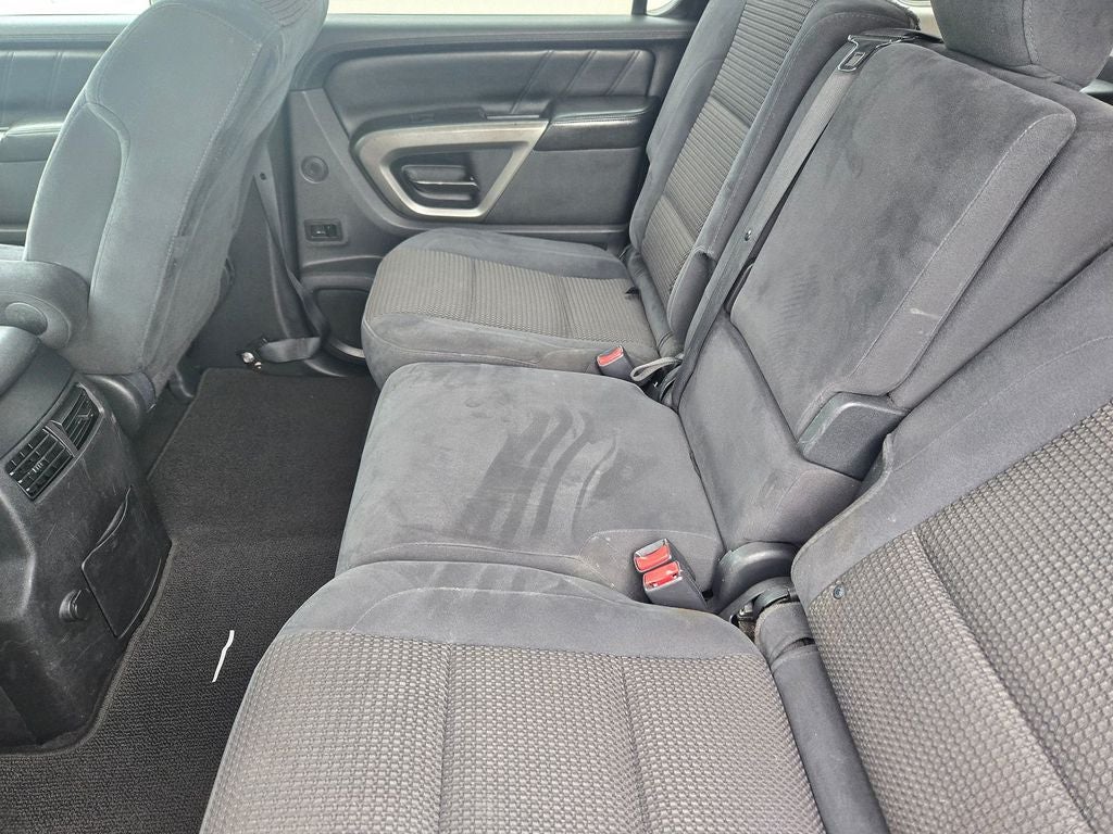 2015 Nissan Armada SV
