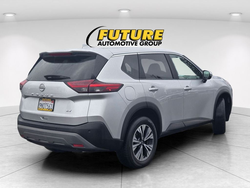 2022 Nissan Rogue SV