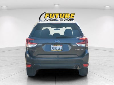 2022 Subaru Forester Premium