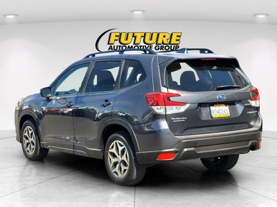 2022 Subaru Forester Premium