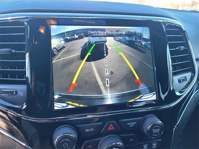 2021 Jeep Grand Cherokee Limited 4WD W/ Navigation and Premium Audio