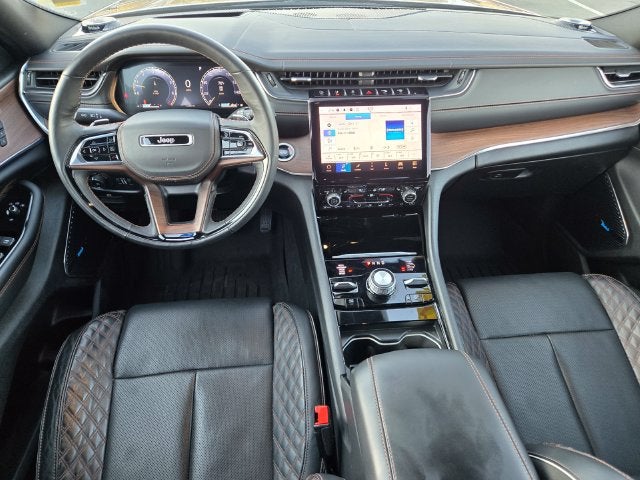 2024 Jeep Grand Cherokee Summit AWD W/ Luxury Tech and High Altitude Pkg's