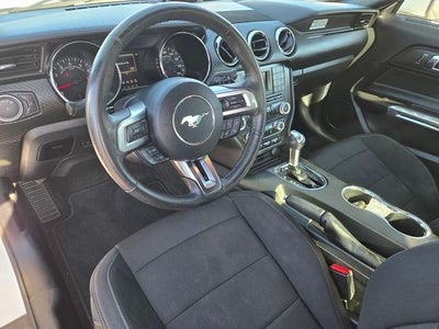 2017 Ford Mustang V6