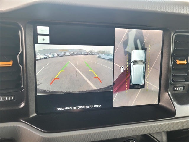 2023 Ford Bronco Badlands 4WD W/ LUX and Sasquatch Pkg's.