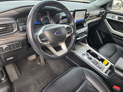 2022 Ford Explorer Limited 4WD W/ Navigation and Mooroof