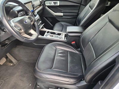 2022 Ford Explorer Limited 4WD W/ Navigation and Mooroof