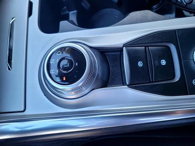 2023 Ford Explorer Limited 4WD W/ Navigation