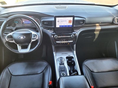 2023 Ford Explorer Limited 4WD W/ Navigation