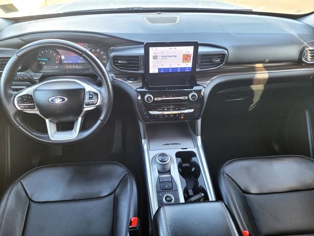 2023 Ford Explorer Limited 4WD W/ Navigation