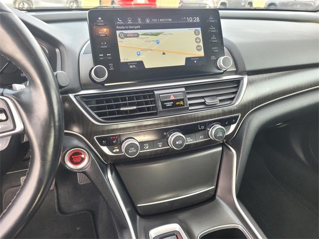 2020 Honda Accord Touring 2.0T W/ Navigation and Moonroof