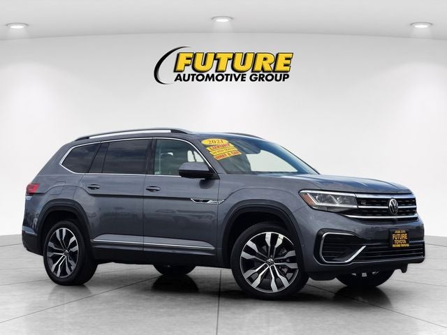 2021 Volkswagen Atlas 3.6L V6 SEL Premium R-Line AWD W/ Navigation and Moonroof