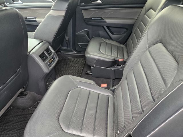 2021 Volkswagen Atlas 3.6L V6 SEL Premium R-Line AWD W/ Navigation and Moonroof