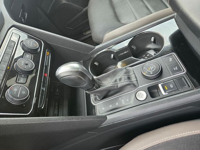 2021 Volkswagen Atlas 3.6L V6 SEL Premium R-Line AWD W/ Navigation and Moonroof