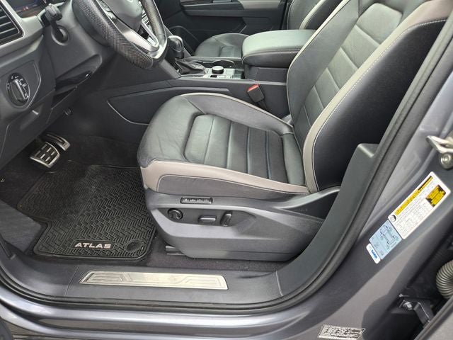 2021 Volkswagen Atlas 3.6L V6 SEL Premium R-Line AWD W/ Navigation and Moonroof