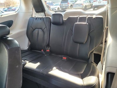 2022 Chrysler Pacifica Touring L W/ Navigation and Theater Pkg.