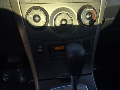 2011 Toyota Corolla LE