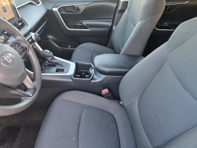 2025 Toyota RAV4 LE AWD