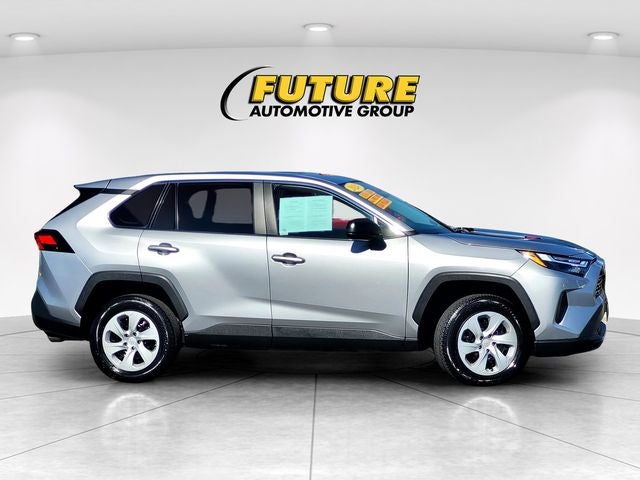 2024 Toyota RAV4 LE AWD