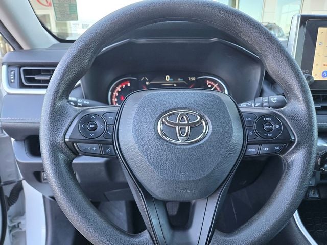 2025 Toyota RAV4 XLE AWD