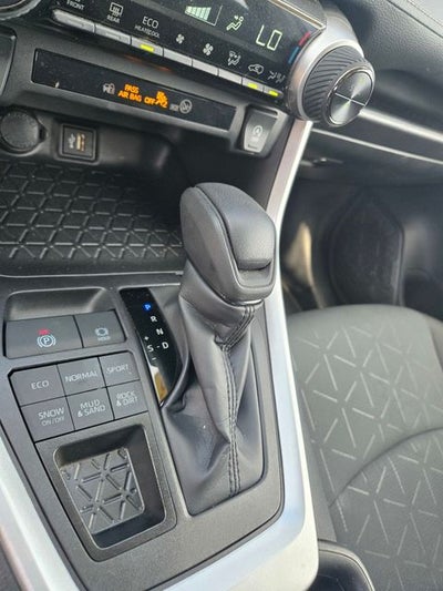 2025 Toyota RAV4 XLE AWD