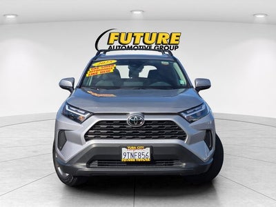 2025 Toyota RAV4 XLE AWD